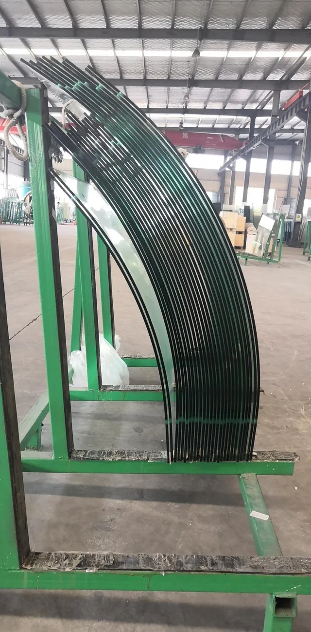 Curved/bent tempered glass