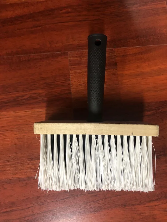 Ceiling brush
