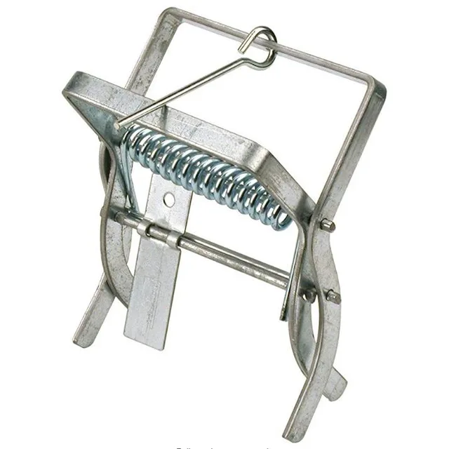 Galvanized scissors type claw mole trap