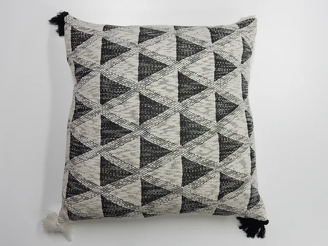 Jacquard cushion