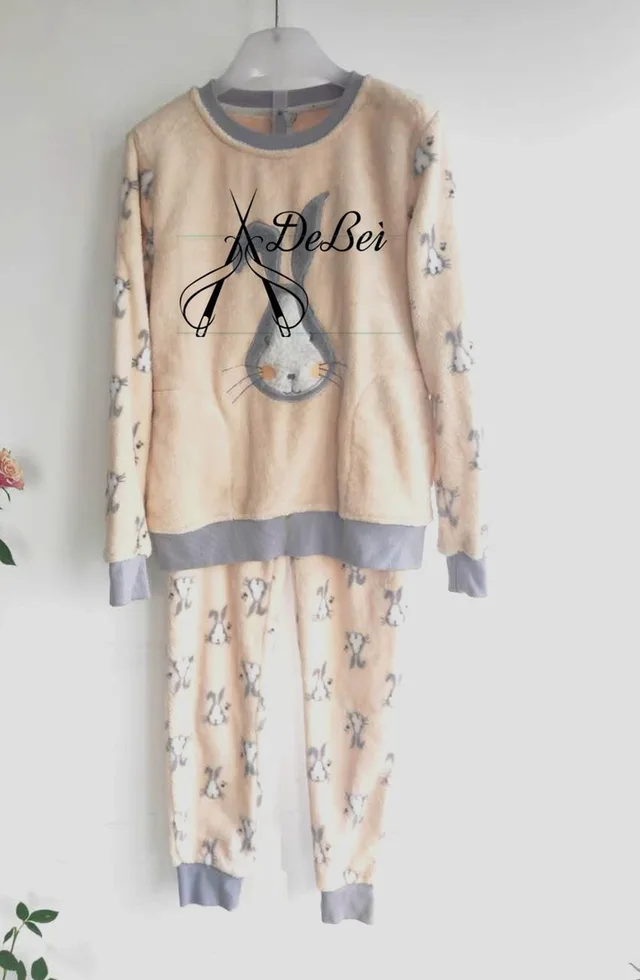 Ladies printing colar fleece pajama
