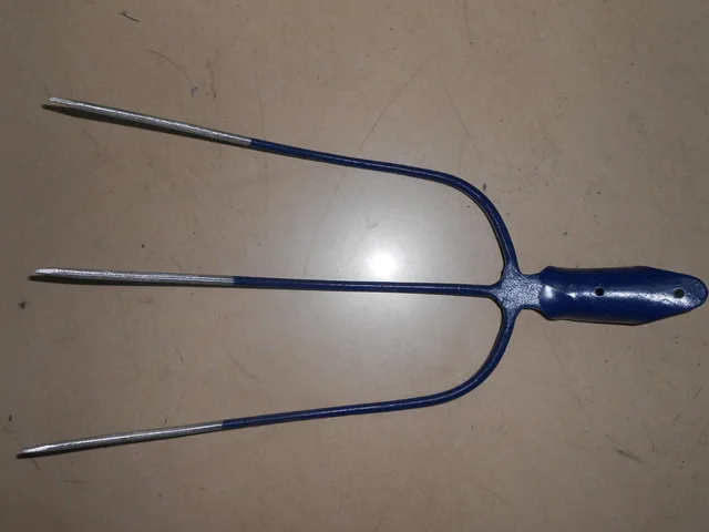 Steel fork