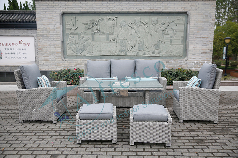 Alum rattan sofa set with relining system