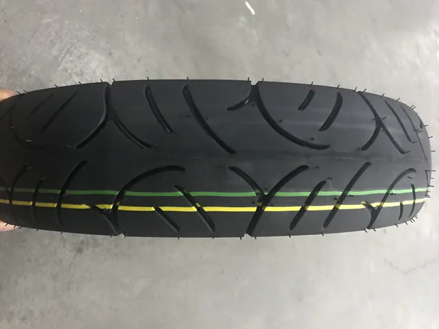 Motorcycle tyre