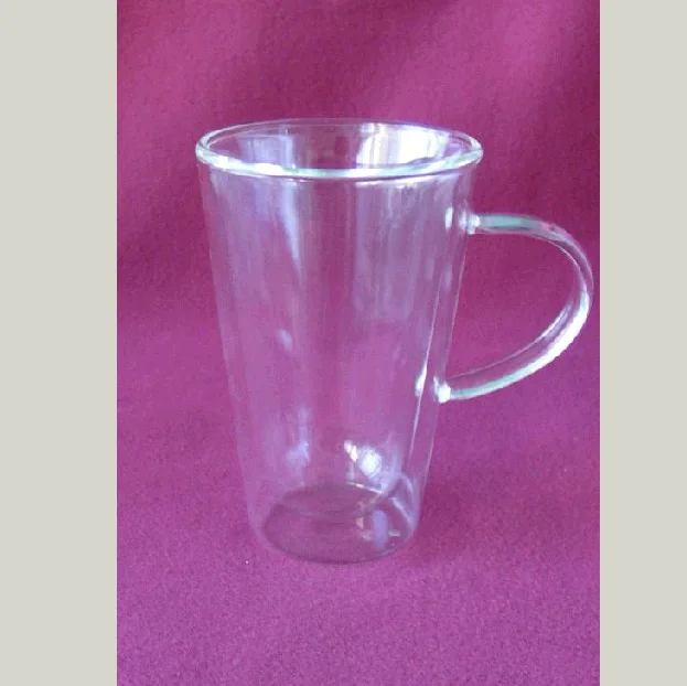 Double wall cup with handle