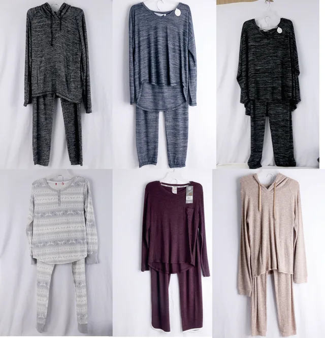 Ladies knitted pajama set