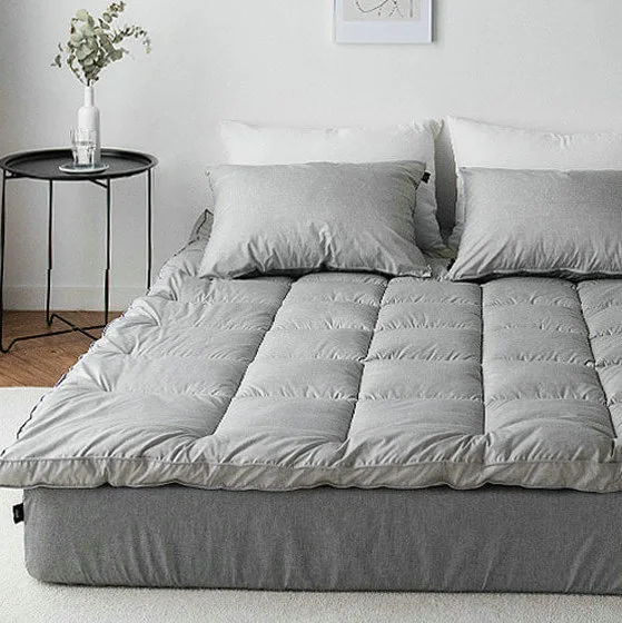 100% Polyester Premium hypoallergenic Mattress topper