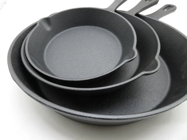Cast iron skillet set 3PCS