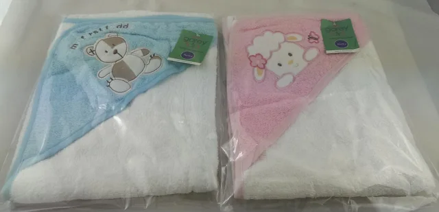 Kid's hooded towel