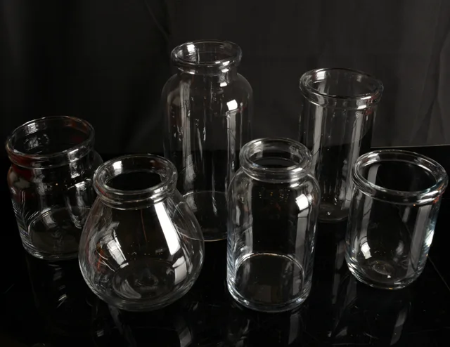 Welt top glass vase