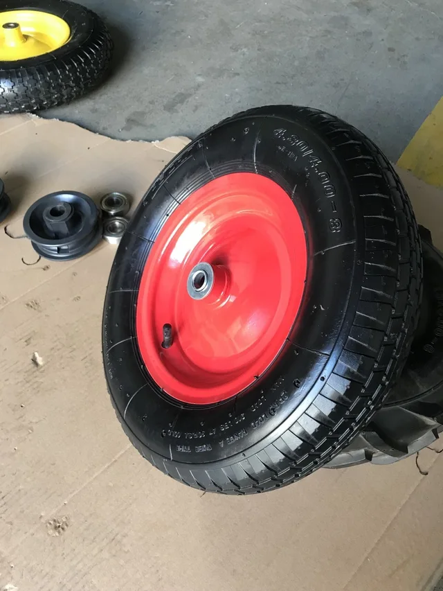 Pneumatic wheel