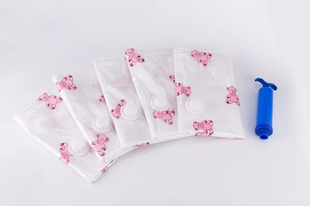 Reusable plastic mattress compressed vacuum bags