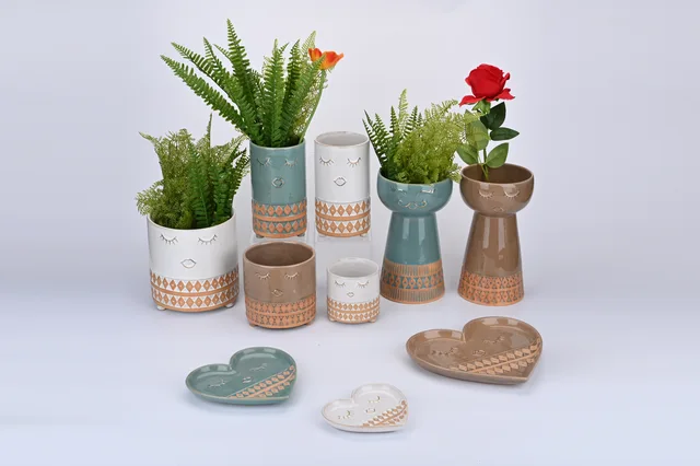 Ceramic vase