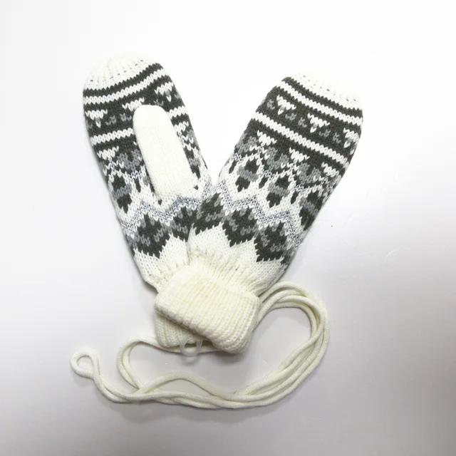 Knitted Glove