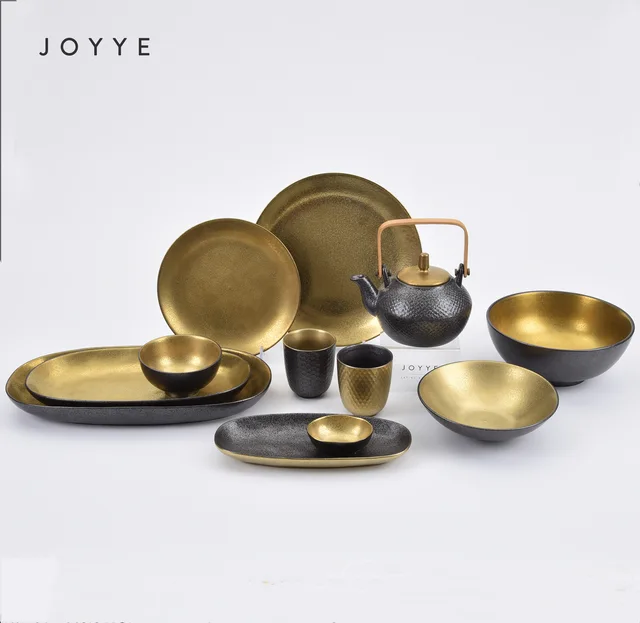 Reactive Speckle Gold Plated Organic Shape Collection