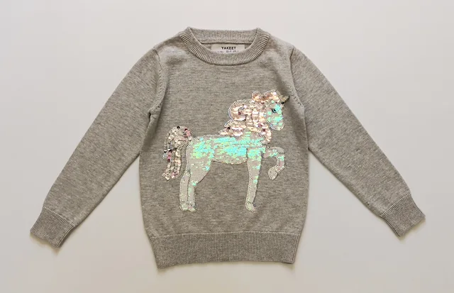 Girl's sweater