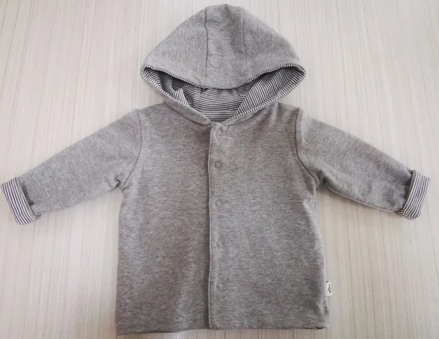 Reversible Top With Hood
