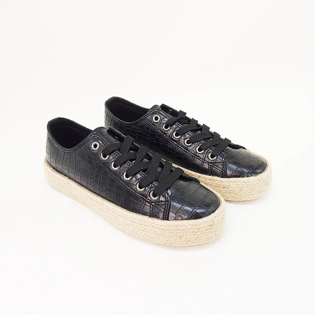 Women vulcanized flat shoes
