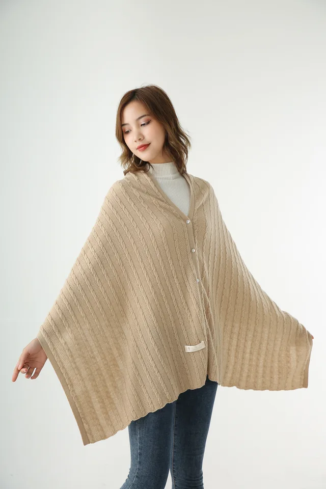 Camel wool shawl with fastener
