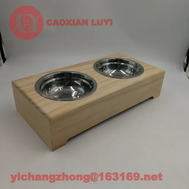 Pet food feeder