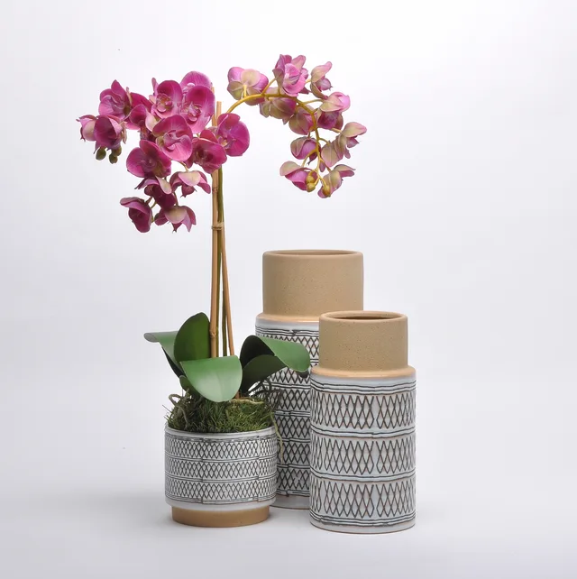 Ceramic pot