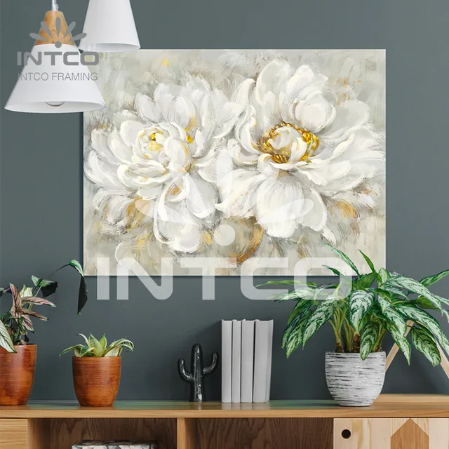 Floralwhite