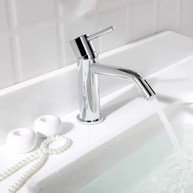 Hot Selling Modern chrome Surface Single Handle Bathroom Lavatory Faucet