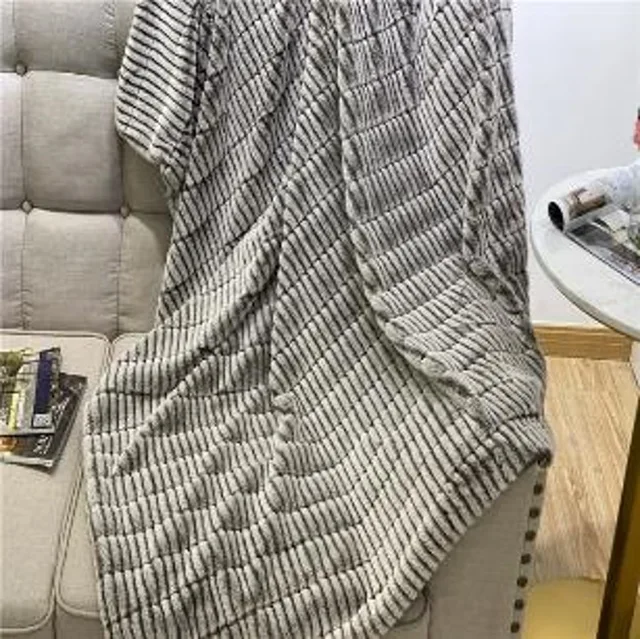 Decosy Pv Fur Bottom Dye And Brushed Throw Blanket