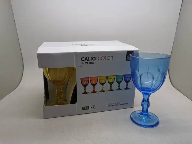 Stemware glass with color