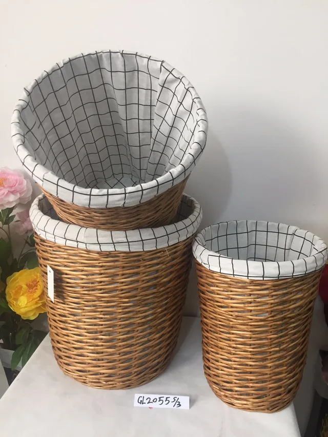 Storage basket
