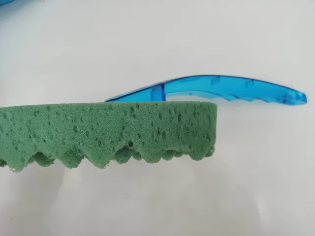 Sponge car brush