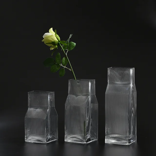 Glass vase