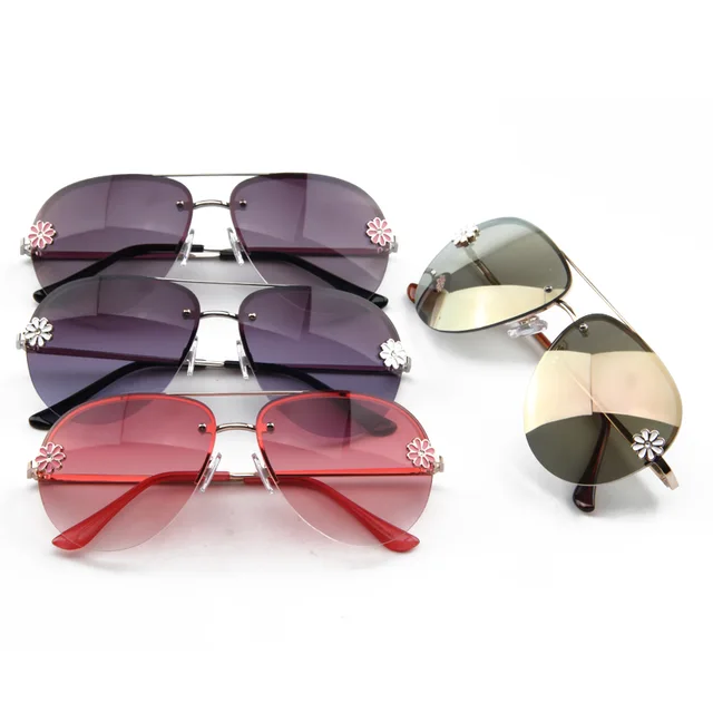 2022 New Metal Sglass Women Men Fashion Trendy Frog Sunglasses Retro Sunglasses Rimless Sunglasses