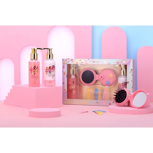 Sweet girl bath gift set with bubble bath bath oil hairpin comb mirror