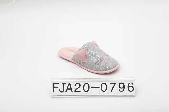 Indoor ladies slippers