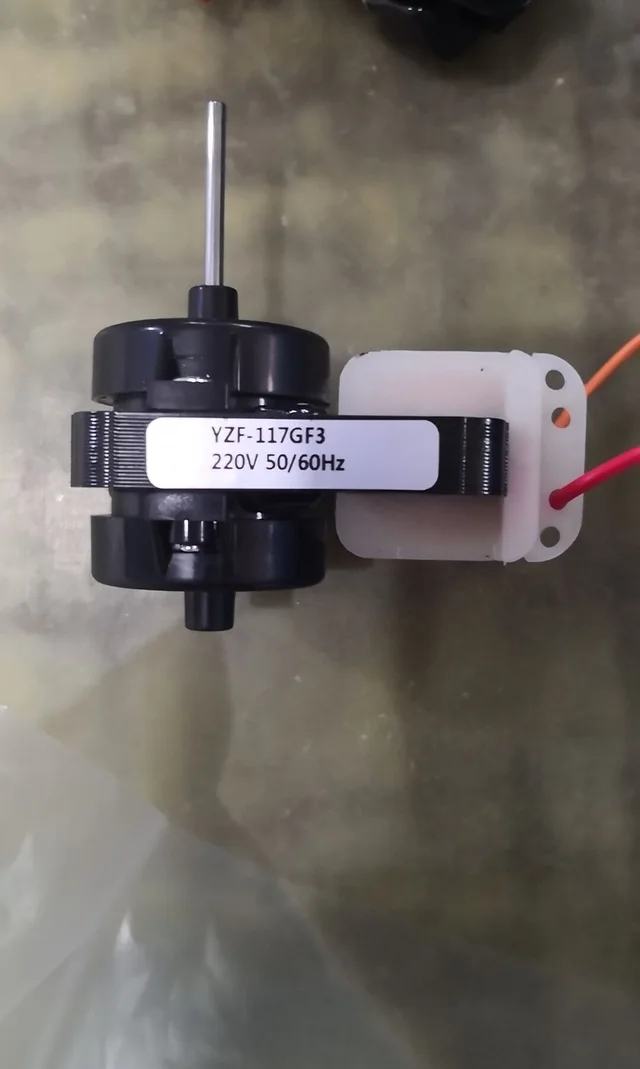 Shaded pole motor refrigerator freezer