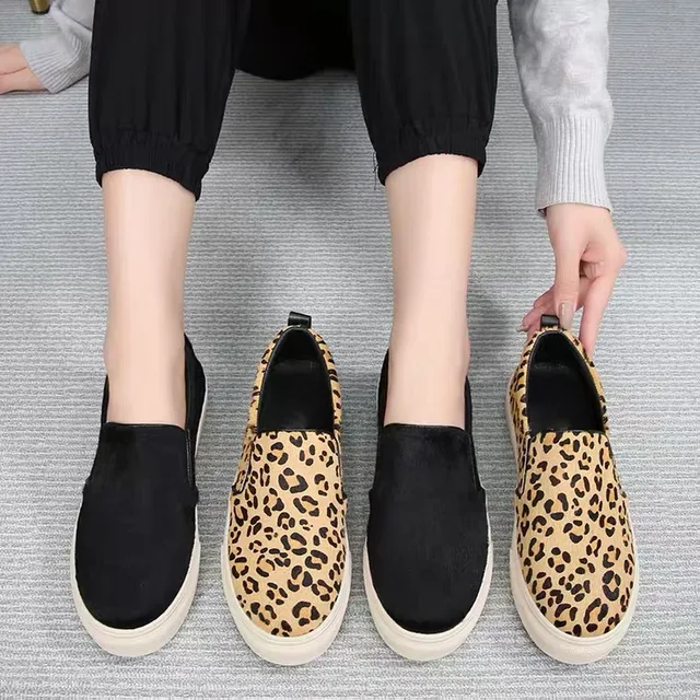 Women's shoes