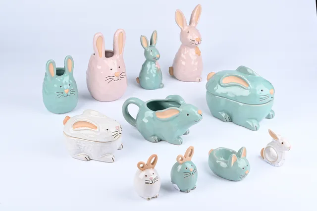 Rabbit ornaments, rabbit decorative box