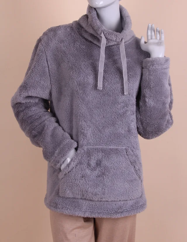 Ladies snuggle top