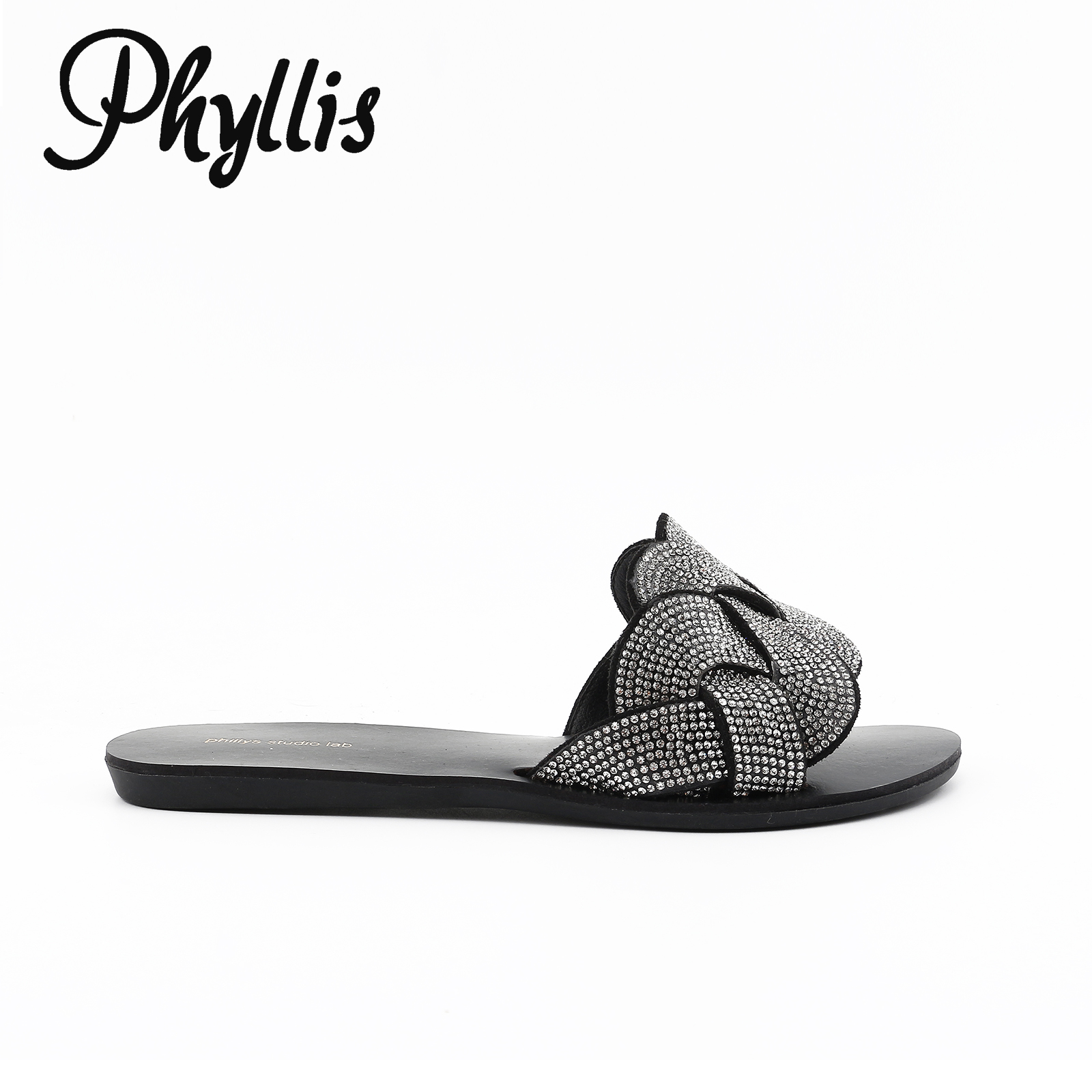 Fashion Flat