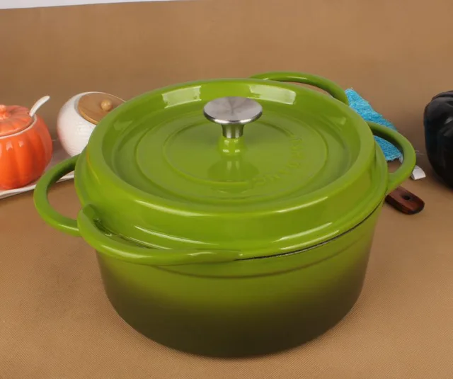 Cast iron dutch oven