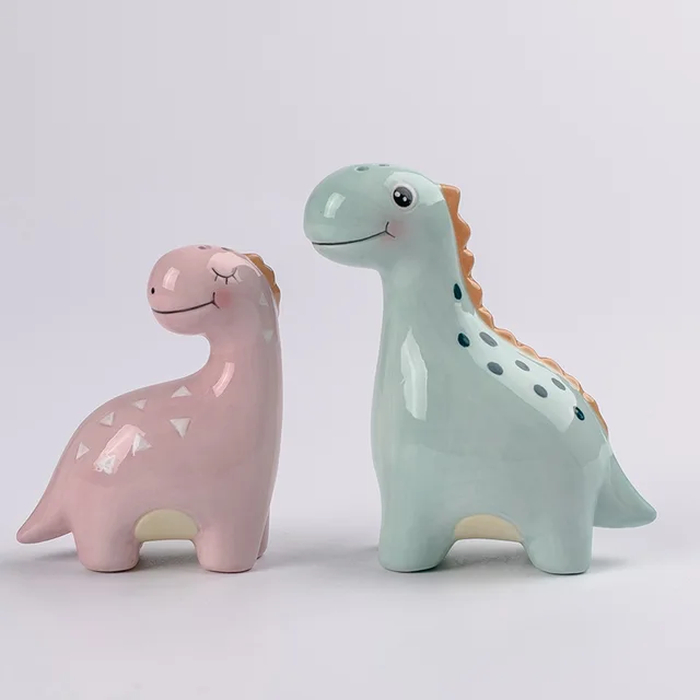 Ceramic salt and pepper shakers sets