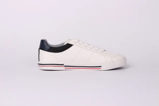 Casual sneaker