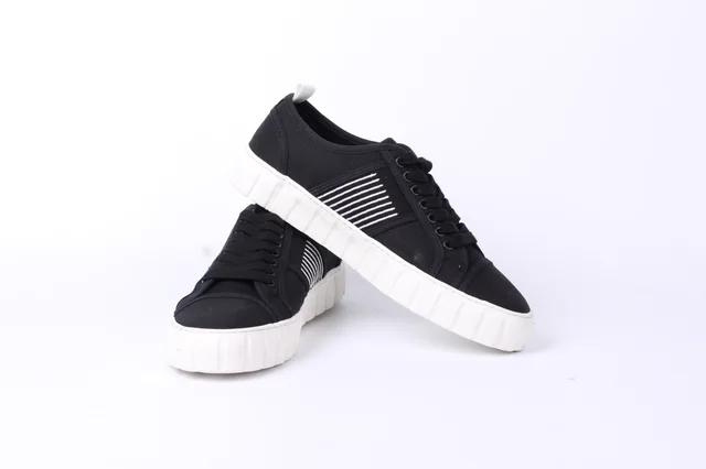 Classic ladies canvas shoes for Amazon supermarket