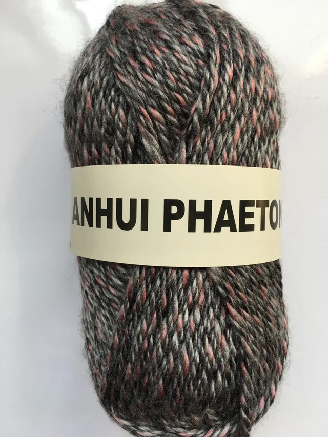 Acrylic yarn