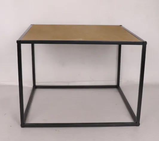 YR21040307 zhengheshun Bar furniture iron structure small table with MDF board