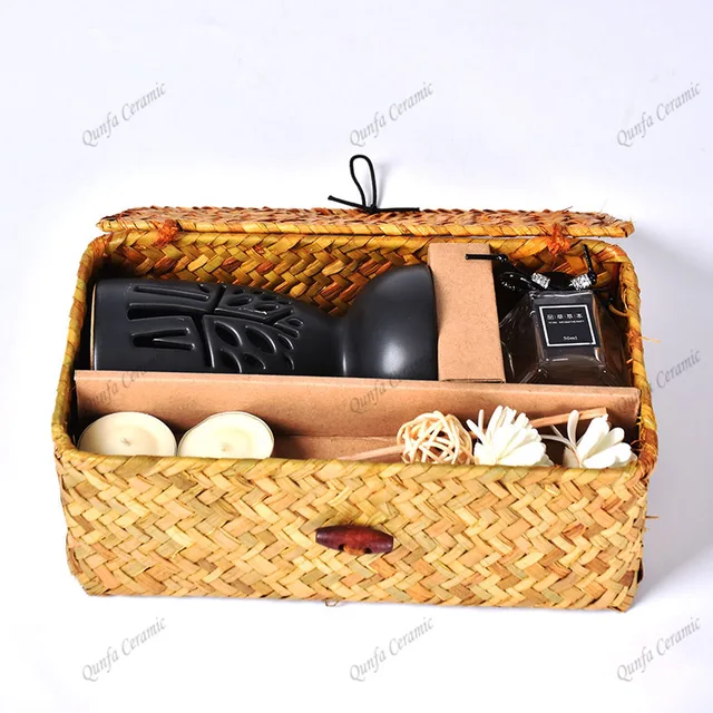 Warm Small Ceramic Night Fragrance Lamp Essence Oil Furnace