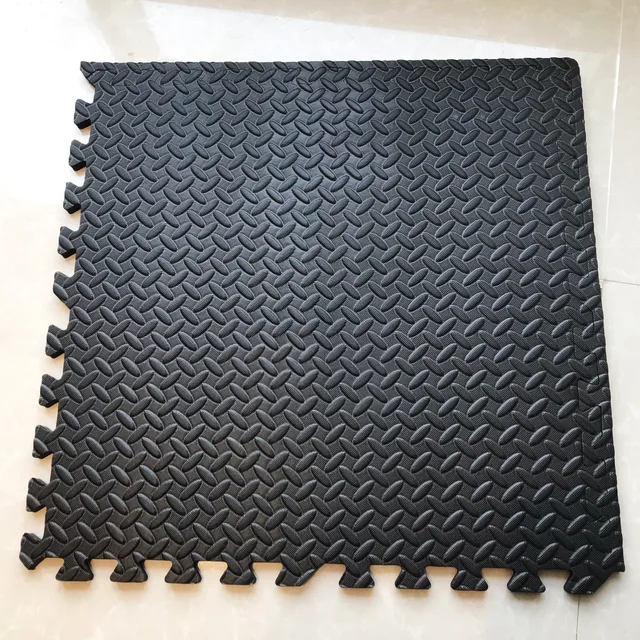 Leaf Line Pattern Mat