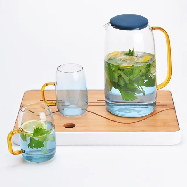 Oz Heat Resistant Borosilicate Water Carafe Glass Pitcher with Stainless Steel Flow Lid