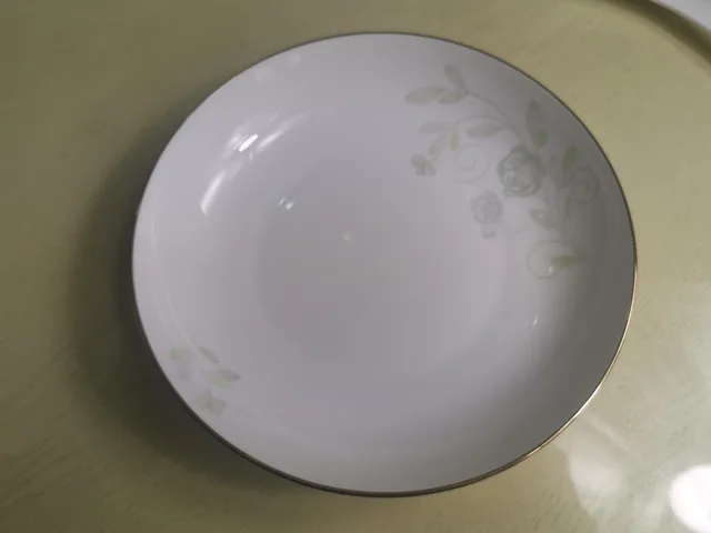 Fine Bone China Embossed Soup Plate